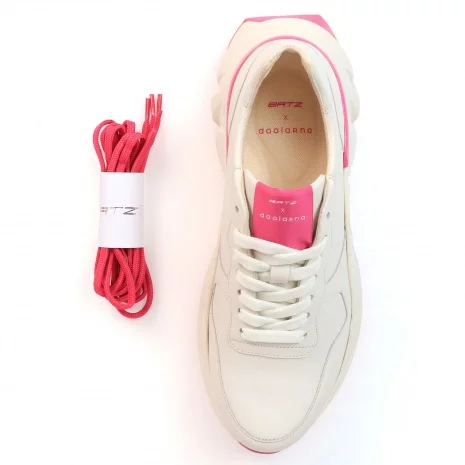 BATZ X DAALARNA Peony (Off White-Pink)